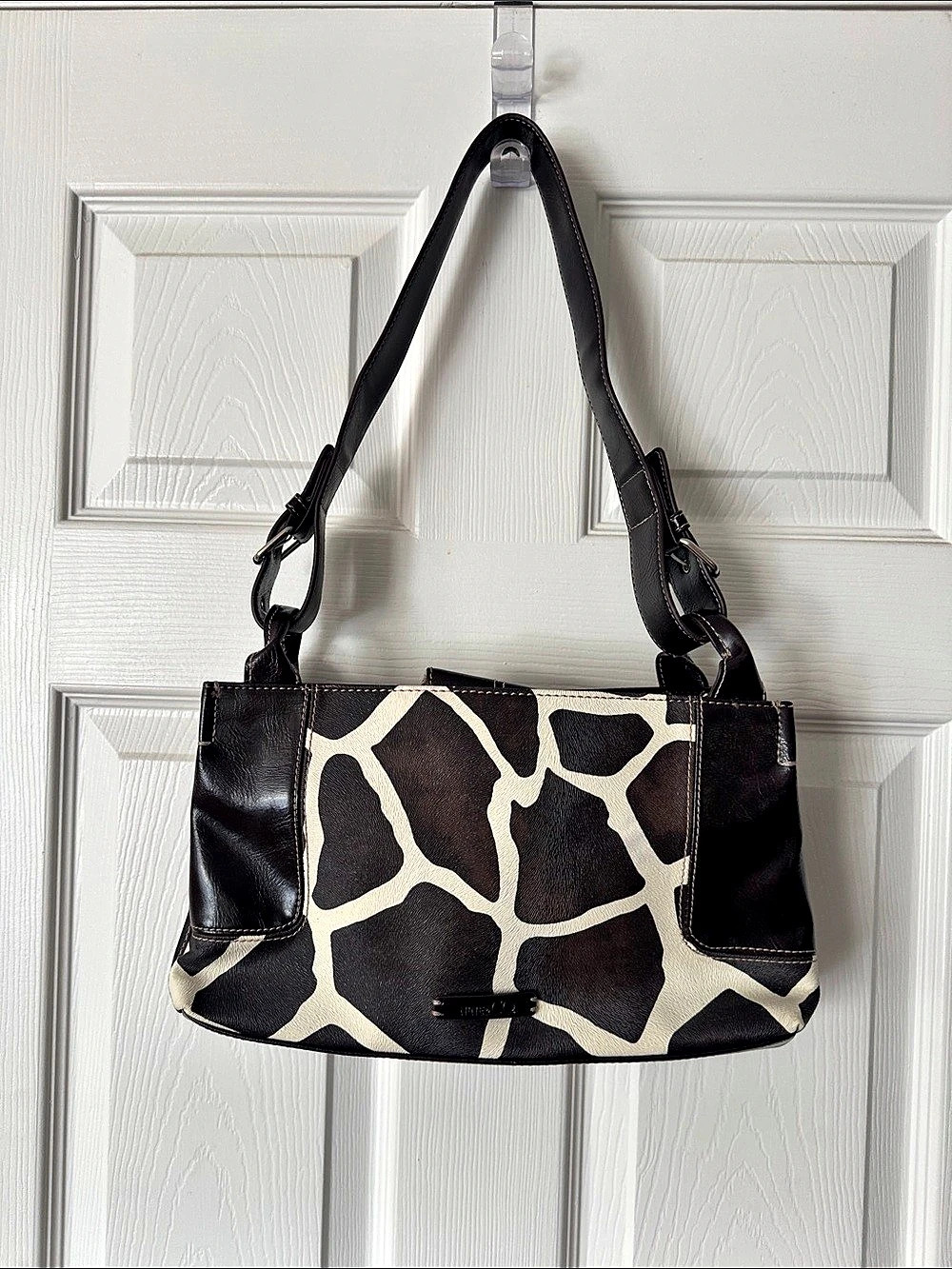 Nine & Co Giraffe Print Shoulder Bag